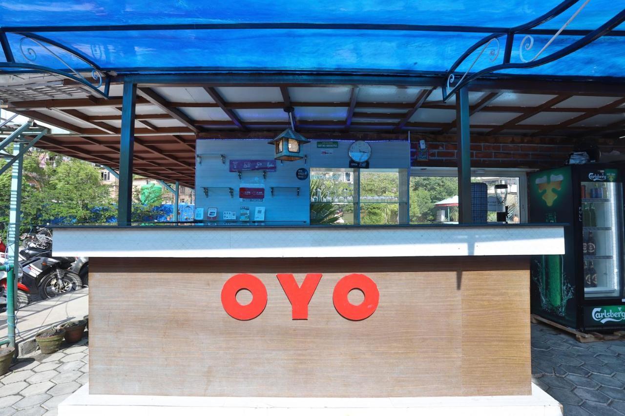 Oyo 591 Hotel Blue Moon Dharampur Exterior photo